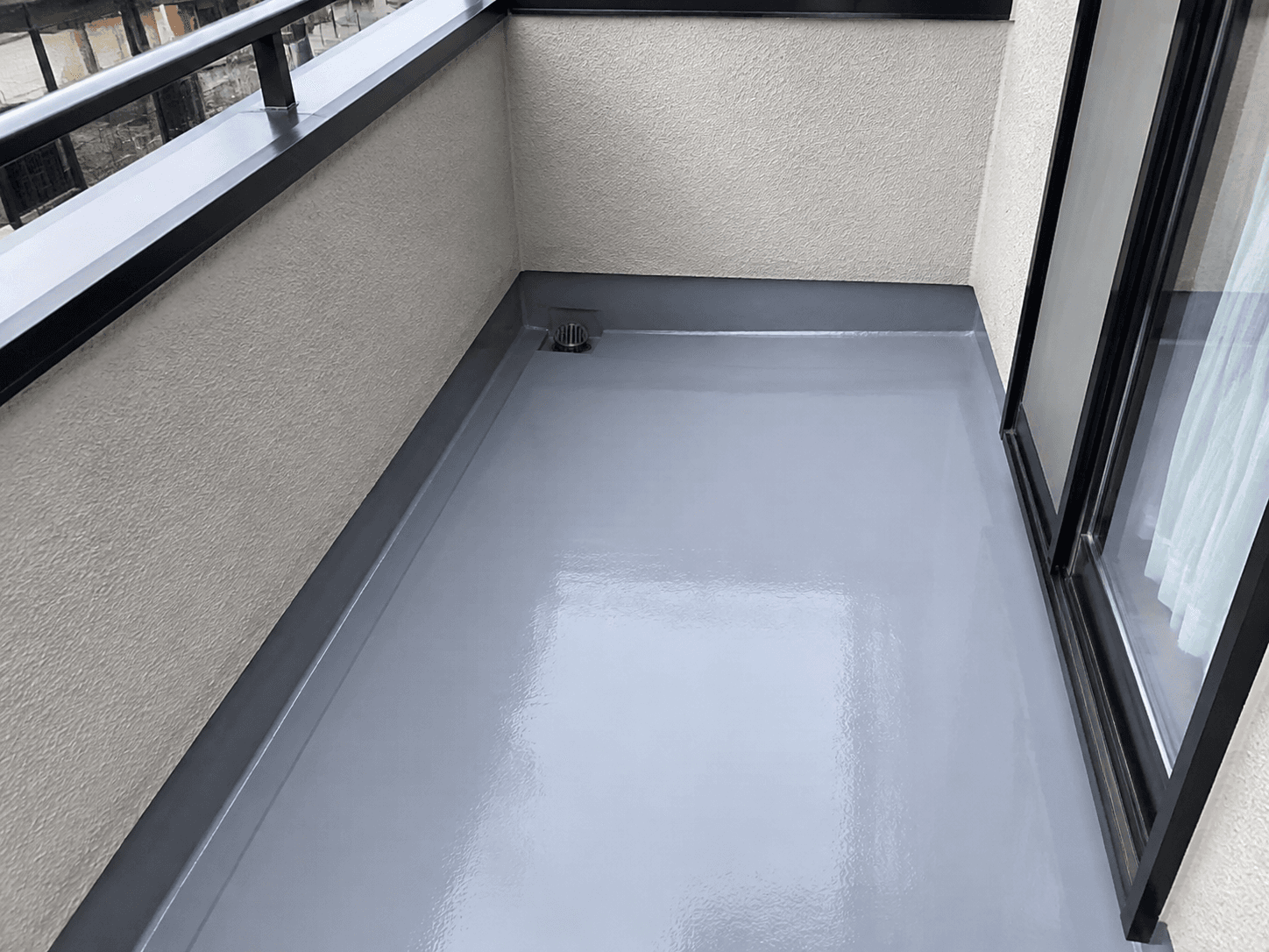 施工後のベランダ防水面